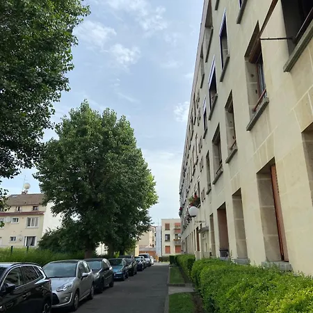 Double Elegante Proche De Paris Apartament *